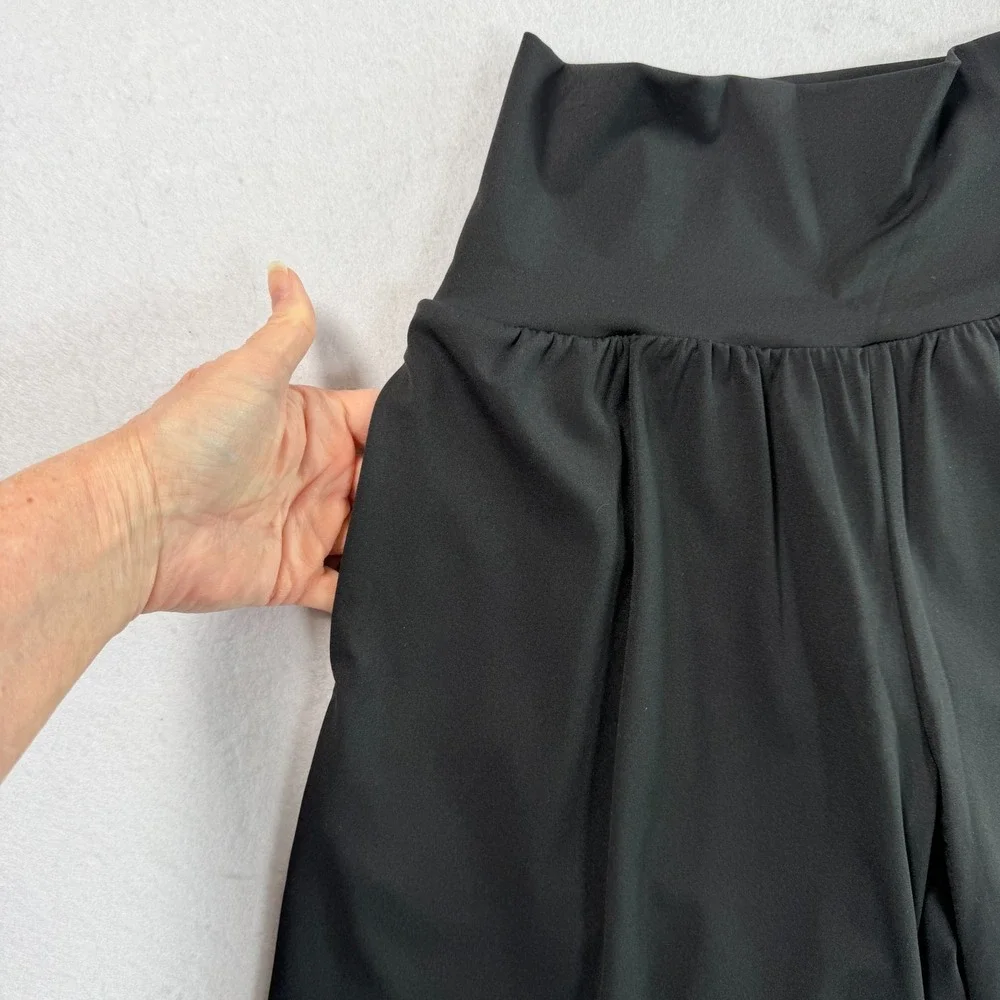 New Halara SoftlyZero Airy 2-in-1‎ InstantCool Yoga Shorts Sz S Black Athletic